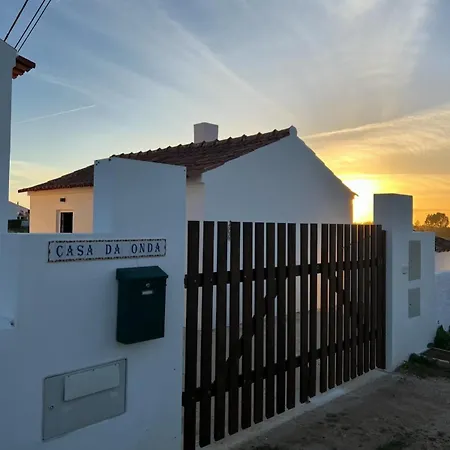 Onda House Cozy Surf House * Odeceixe